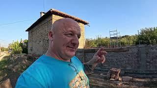 532 Nasze kociaki, jak psiaki. Nadal pogoda rozpieszcza. Figi do suszenia. #bulgaria